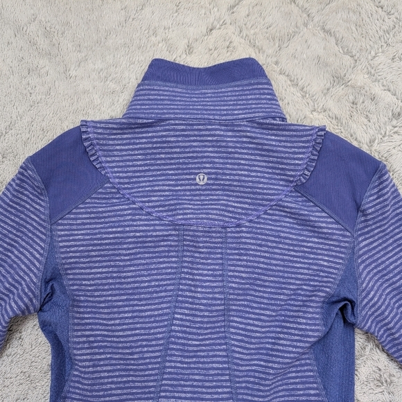 Lululemon Jacket Womens 6 Purple Stripe Run Your Heart Out Pullover ½ Zip - Picture 7 of 9